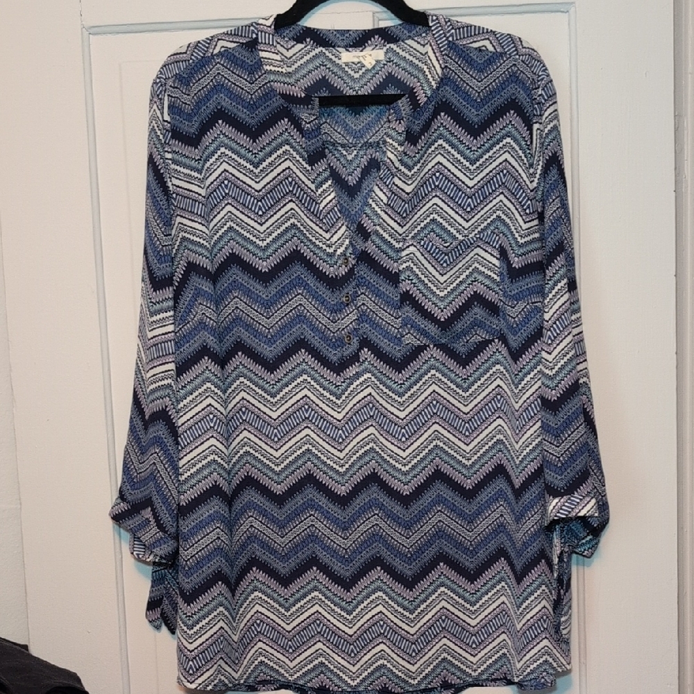 Maurices Blue Graphic 3/4 Sleeve Blouse
